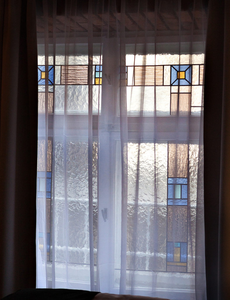 Betmanowska Residence Premium room with stained glass window by Tadeusz Przybylski